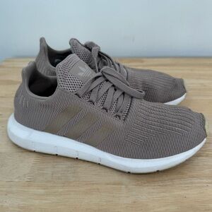Adidas Swift Run Womens Taupe